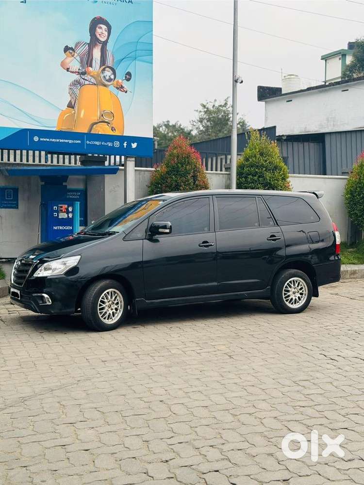 Toyota Innova 2007 Diesel 263000 Km Driven