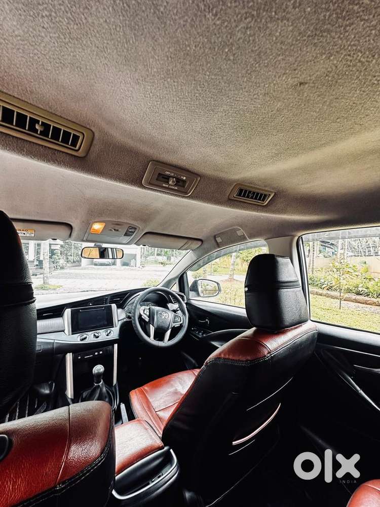 Toyota Innova Crysta 2019