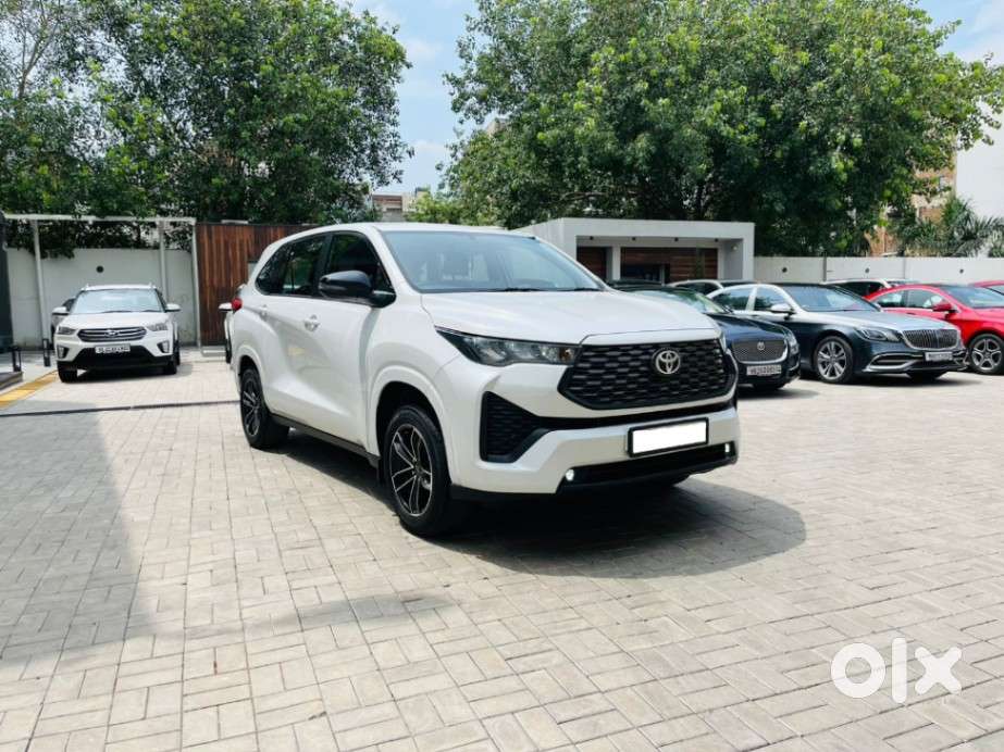 Toyota Innova Hycross 2.0 Gx 7 Str, 2023, Petrol