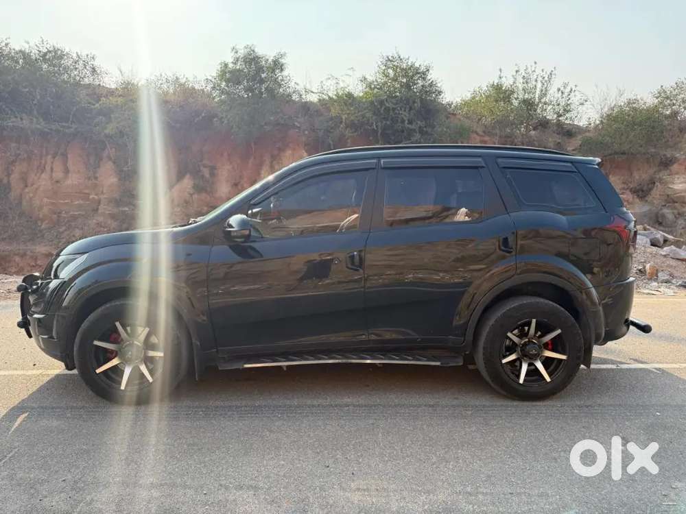 Mahindra Xuv500 2018 Diesel 140000 Km Driven