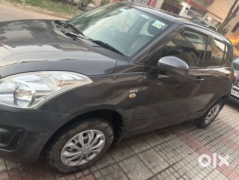 Maruti Suzuki Swift Petrol 2015-