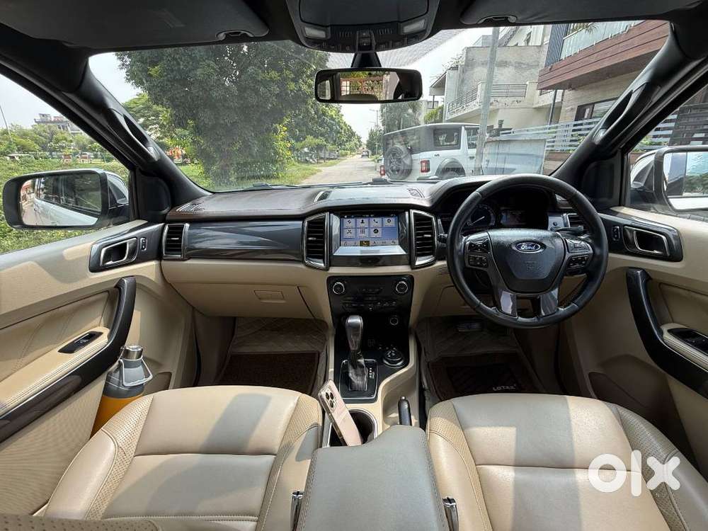 Ford Endeavour 2017