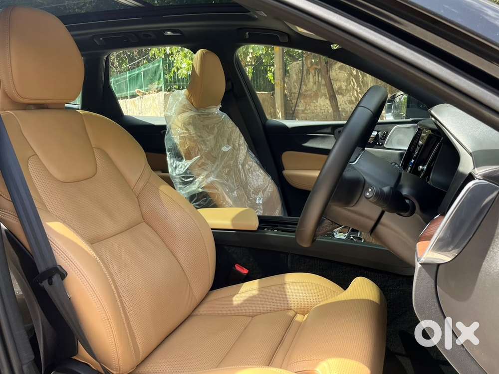 Volvo Xc60 2.0 B5 Ultimate, 2025, Petrol