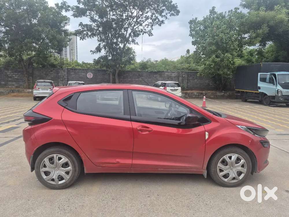 Tata Altroz Xm+ 2021  Single Owner  43,000 Km