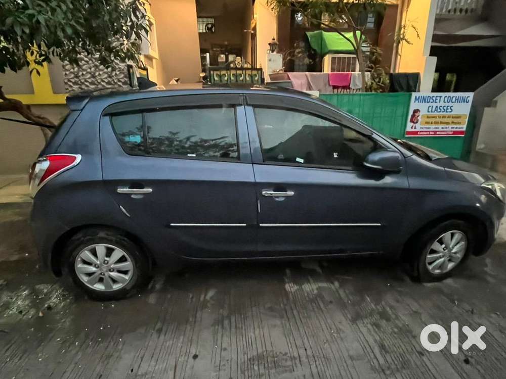 Hyundai 2013 Car Automatic 53300 Km