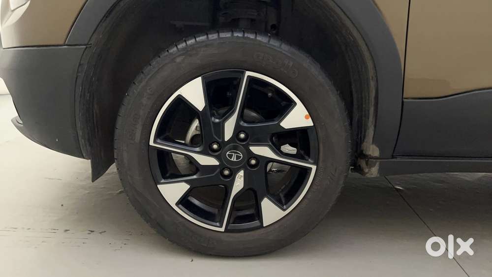 Tata Punch 1.2 Revotron Accomplished Dazzle Pack Amt, 2024, Petrol