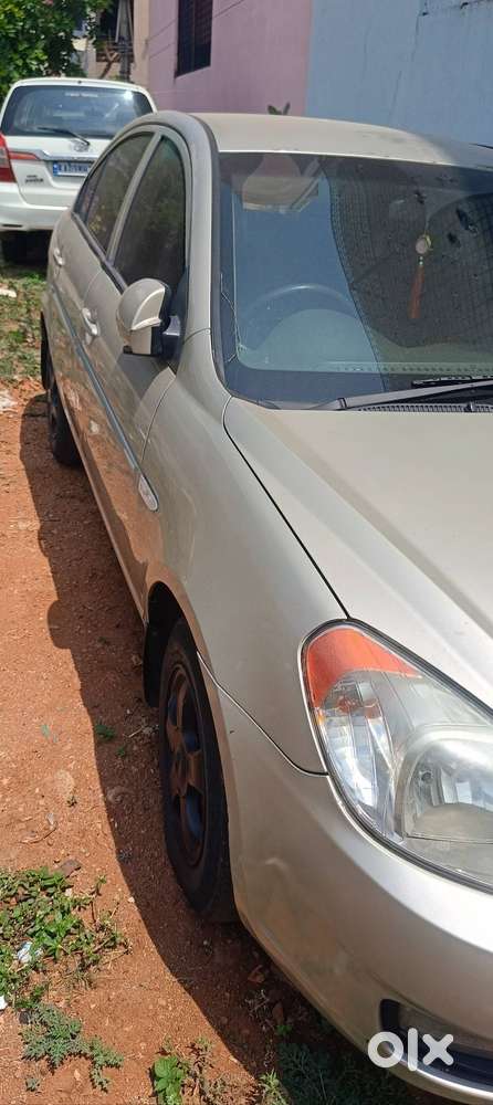Hyundai Verna 2008 Petrol 176000 Km Driven