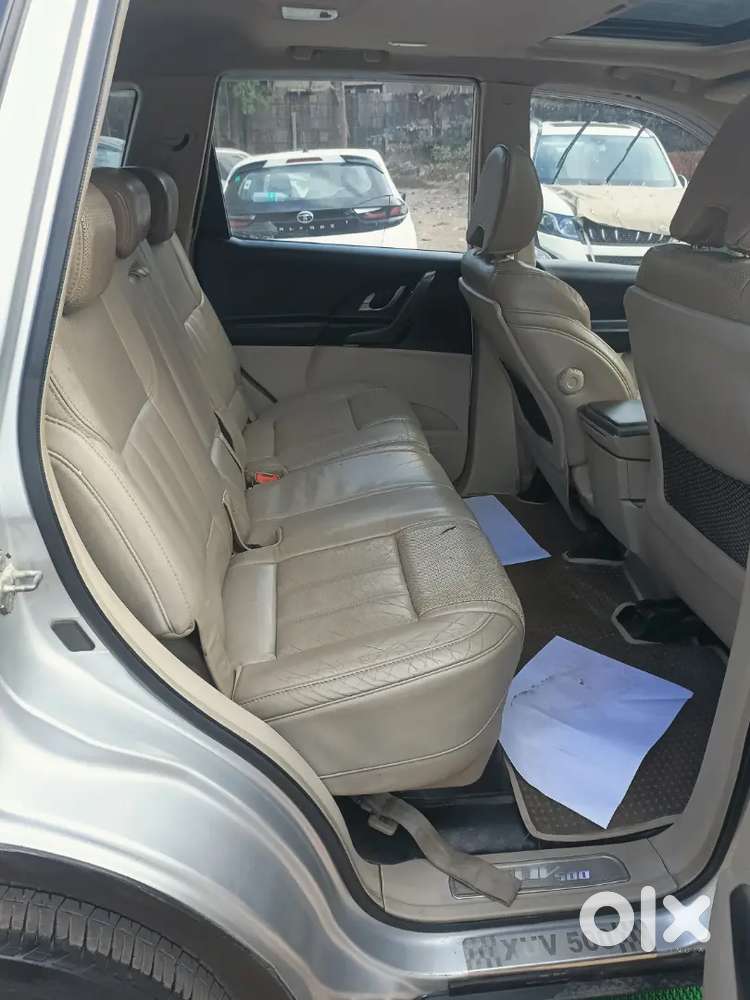 Mahindra Xuv500 2016