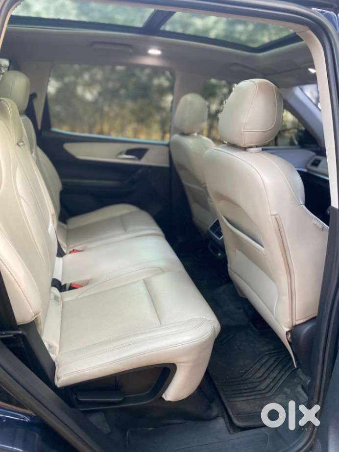 Mahindra Xuv700 2.2 Ax 5 Diesel Mt 7 Str, 2022, Diesel