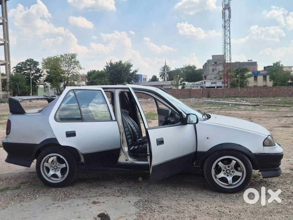 2006 Maruti Suzuki Esteem Lxi Petrol Manual