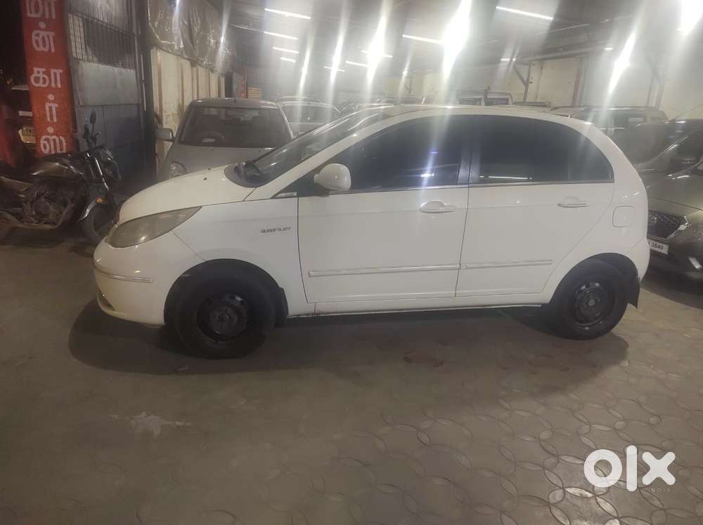 Tata Indica Vista 2008-2013 Aura Plus 1.3 Quadrajet, 2012, Diesel