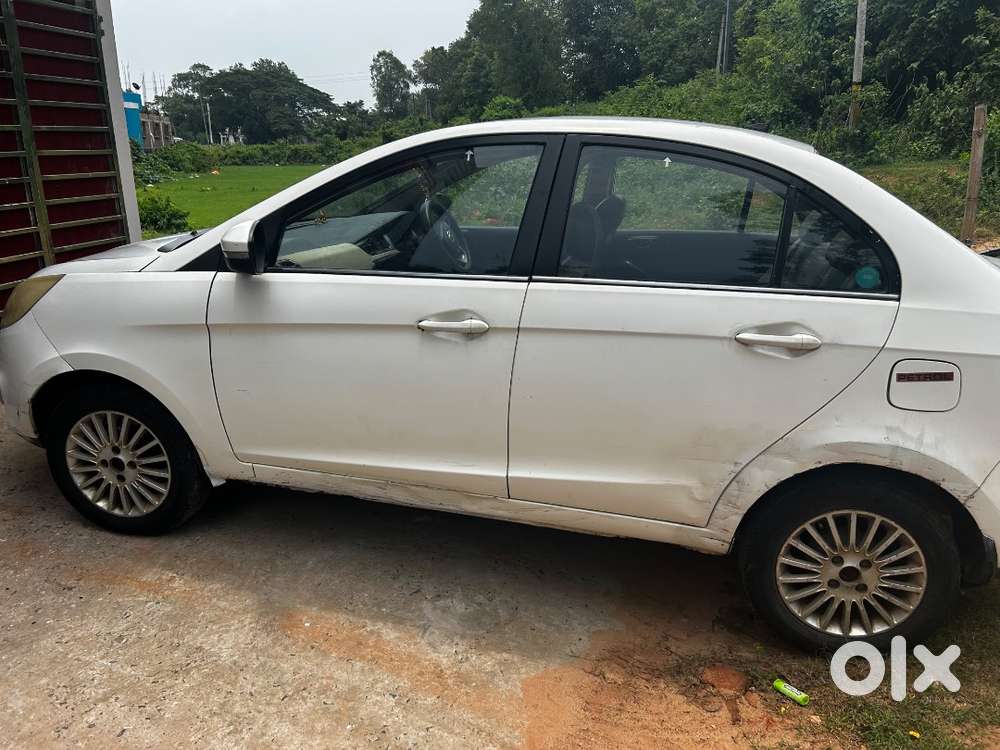 Tata Zest In Good Condition With Back Camera For Parking