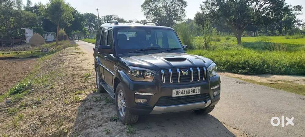 Mahindra Scorpio 2016 Diesel Manual 2nd Owner