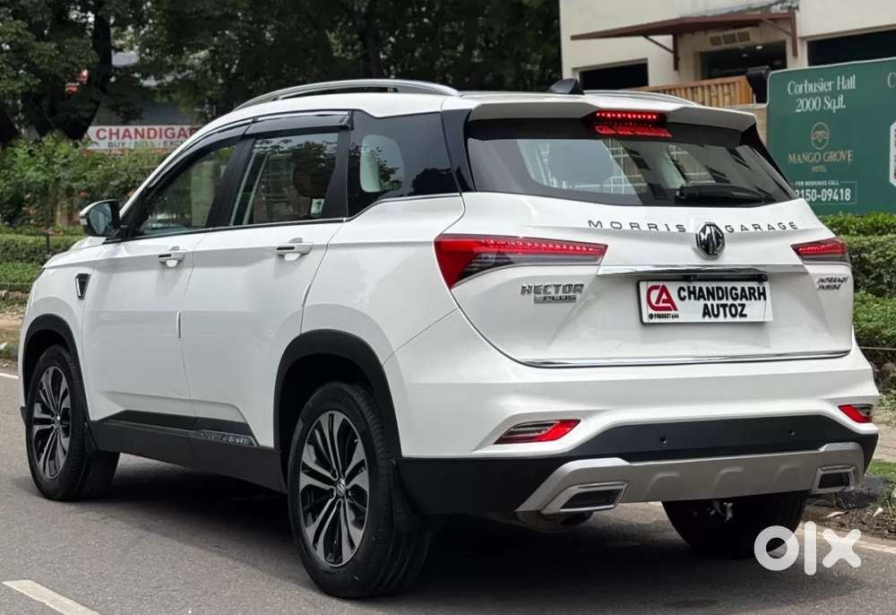 Mg Hector Plus, 2022, Petrol