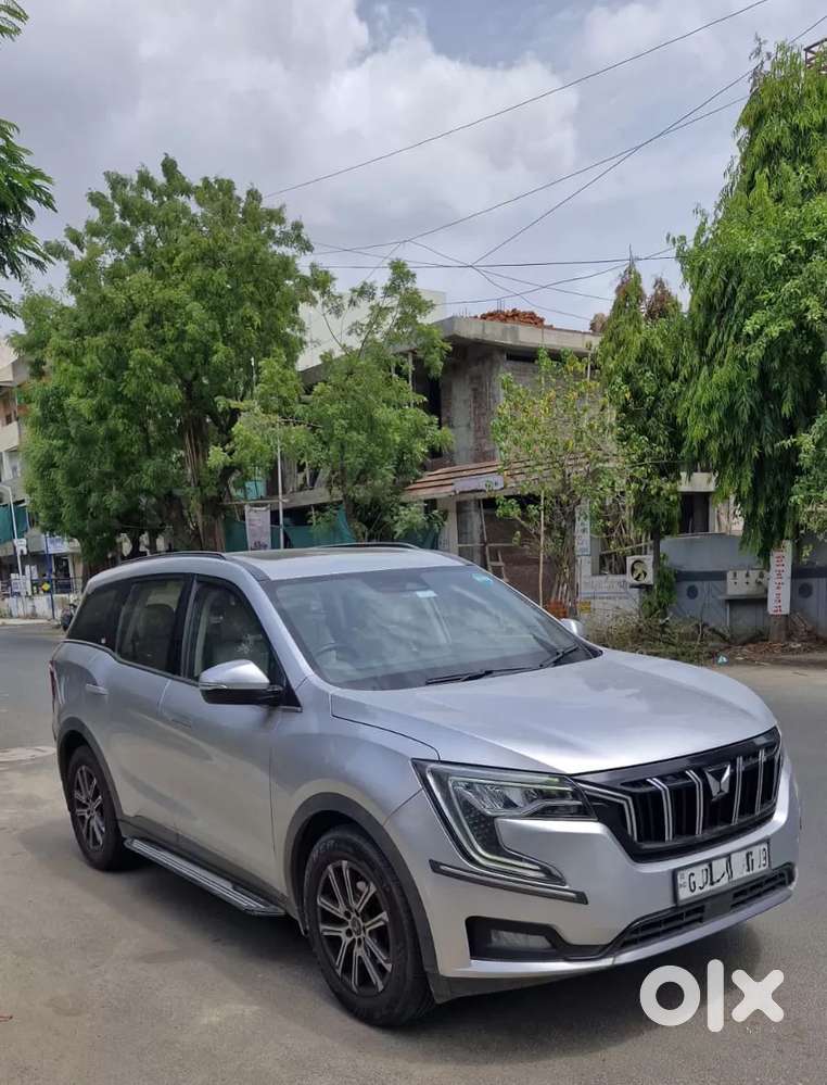 Mahindra Xuv700 2.0 Ax 7 Petrol At Str, 2022, Petrol