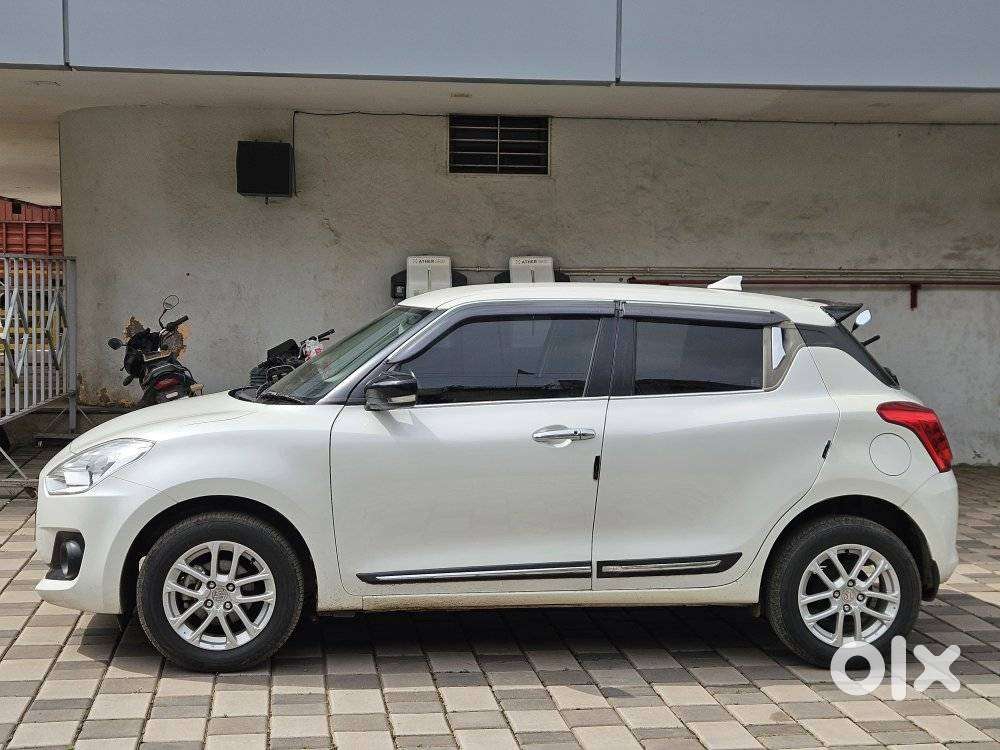 Maruti Suzuki Swift Vvt Zxi, 2023, Petrol
