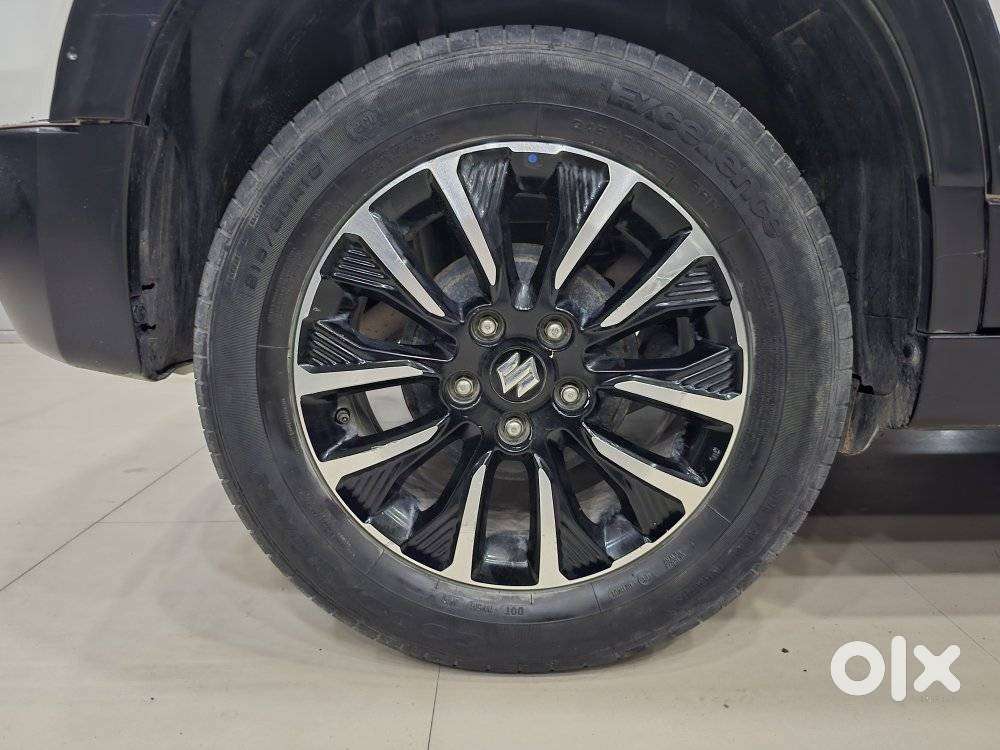Maruti Suzuki Brezza 1.5 Zxi Plus Smart Hybrid, 2021, Petrol