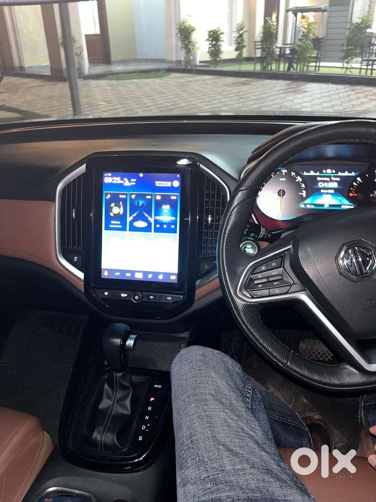 Mg Hector Plus 2021, Petrol Automatic