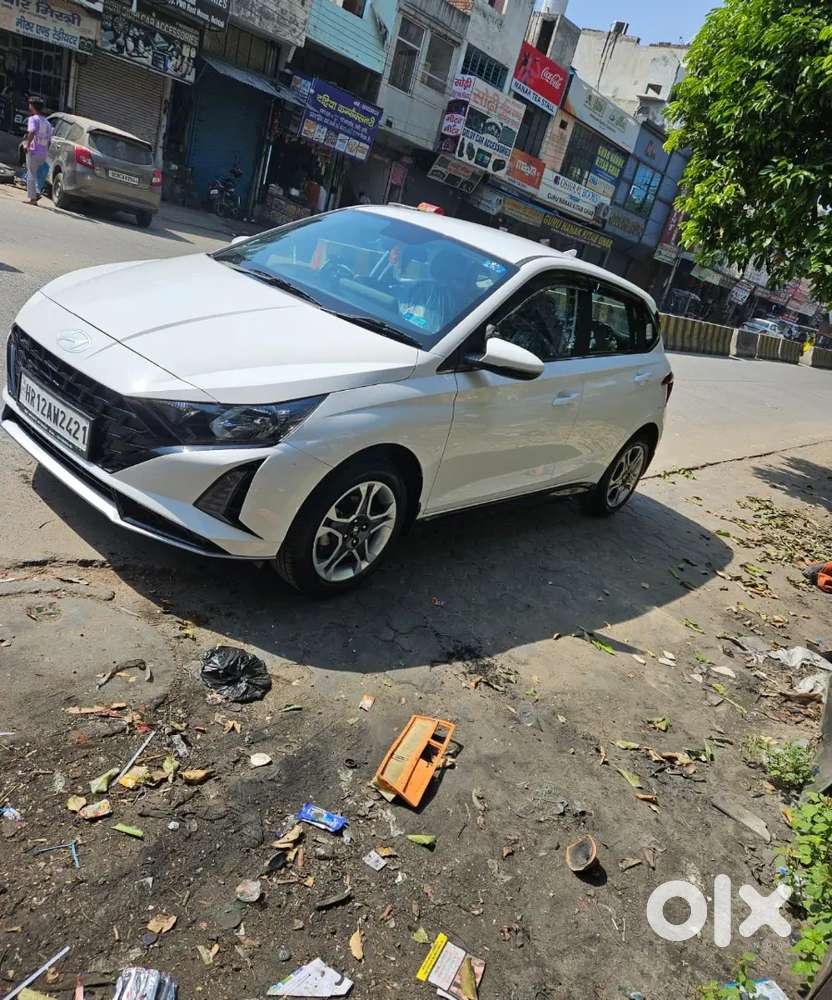 Hyundai New I20 2025 Petrol 4000 Km Driven