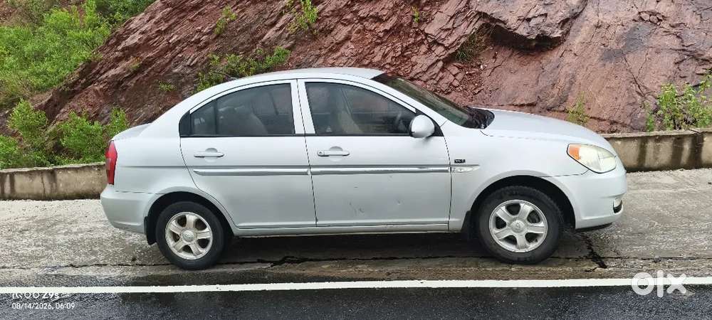 Hyundai Verna Sx Crdi 2009
