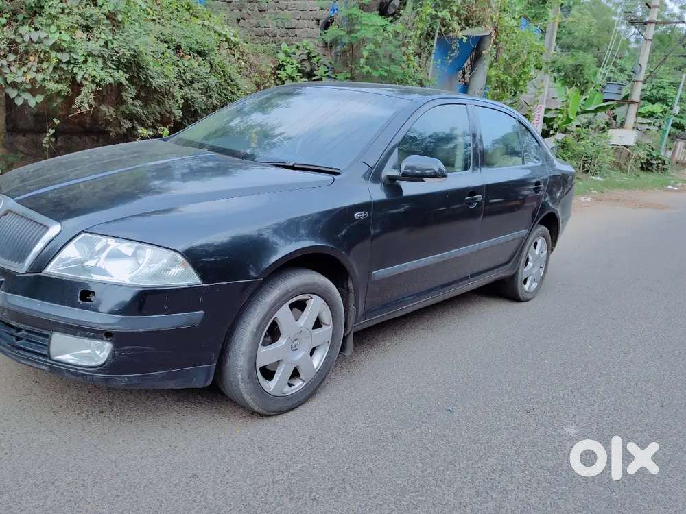 Skoda Laura 2007, 125000 Kms,, Sunroof, Screen, Ac Perfect Condition