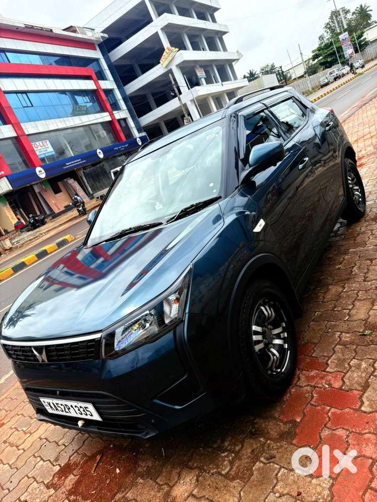Mahindra Xuv300 Turbosport 2024 Diesel Well Maintained