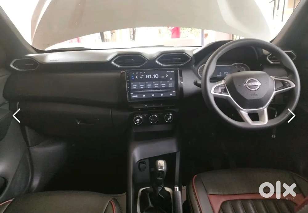 Nissan Magnite Acenta 2025 Amt Petrol