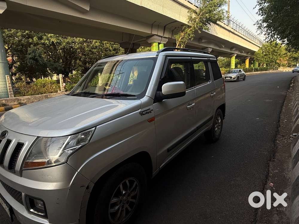 Mahindra Tuv300 T8