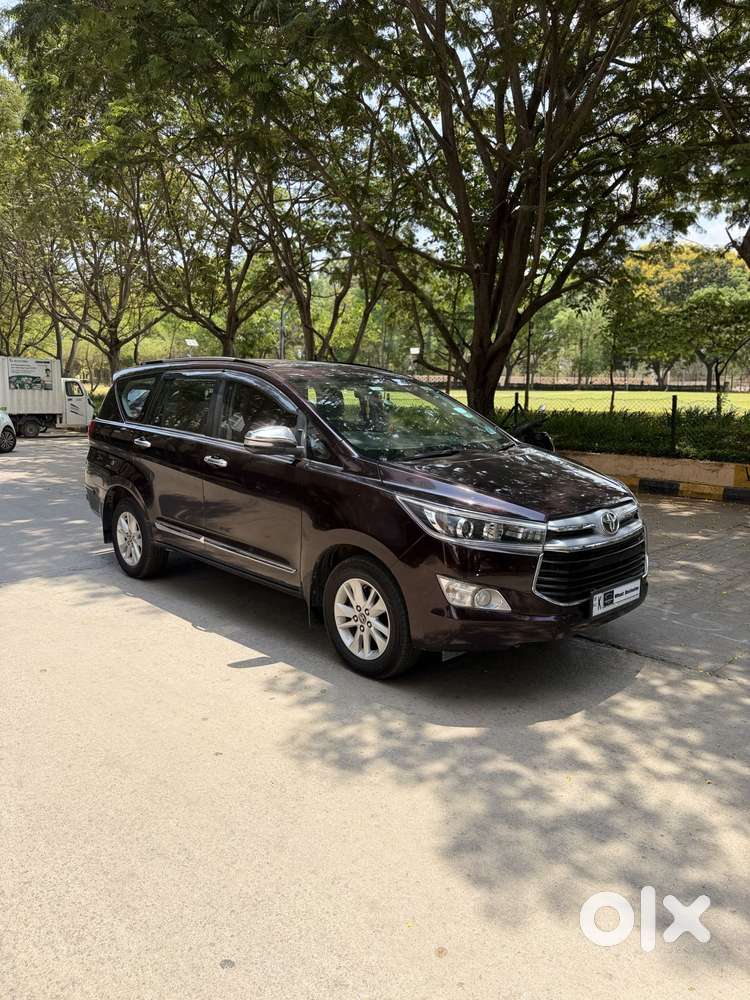 Toyota Innova Crysta 2.8z Automatic, 2017, Diesel