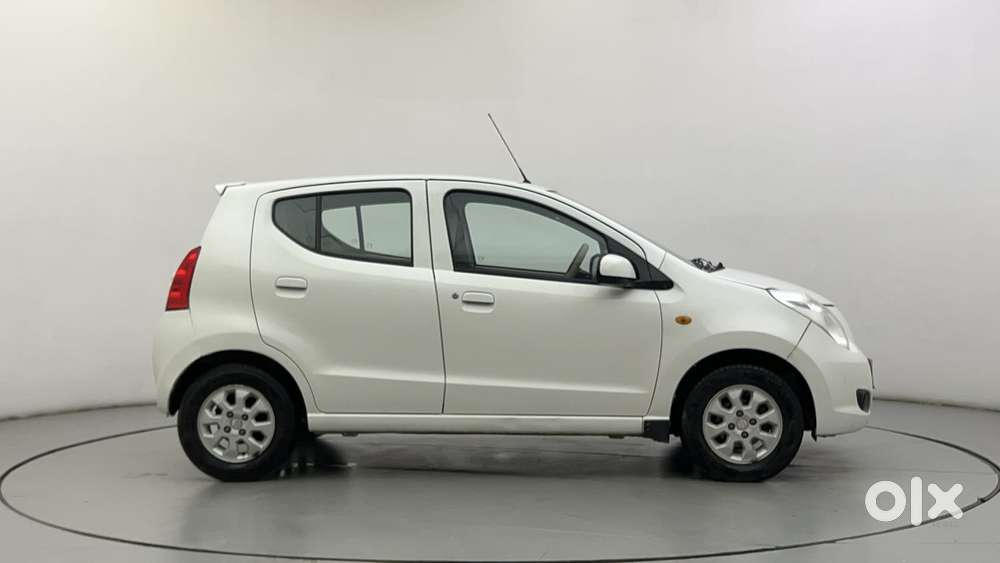 Maruti Suzuki A-star 1.0 Zxi, 2013, Petrol