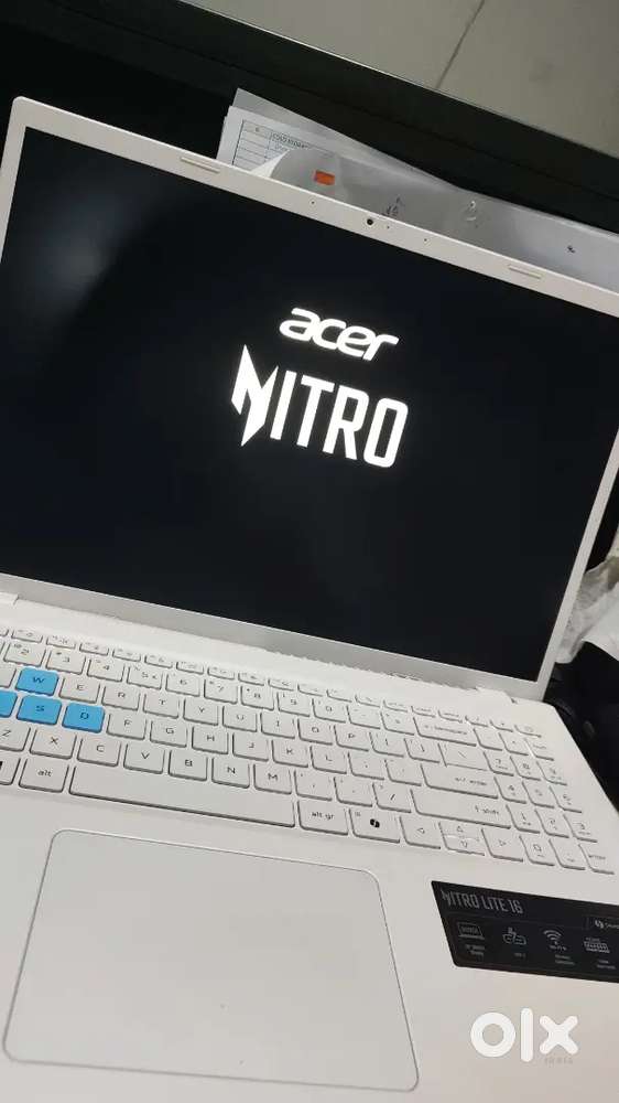 Acer Nitro lite 16 i5
