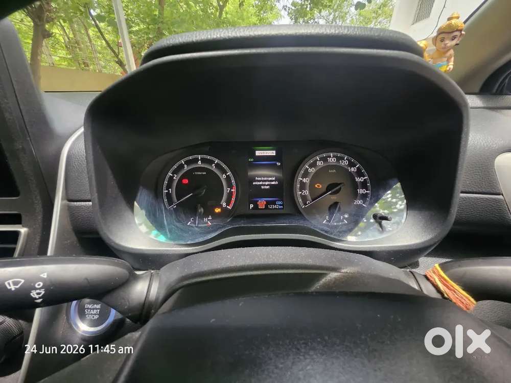 Toyota Innova Hycross 2.0 Gx 8 Str 2025