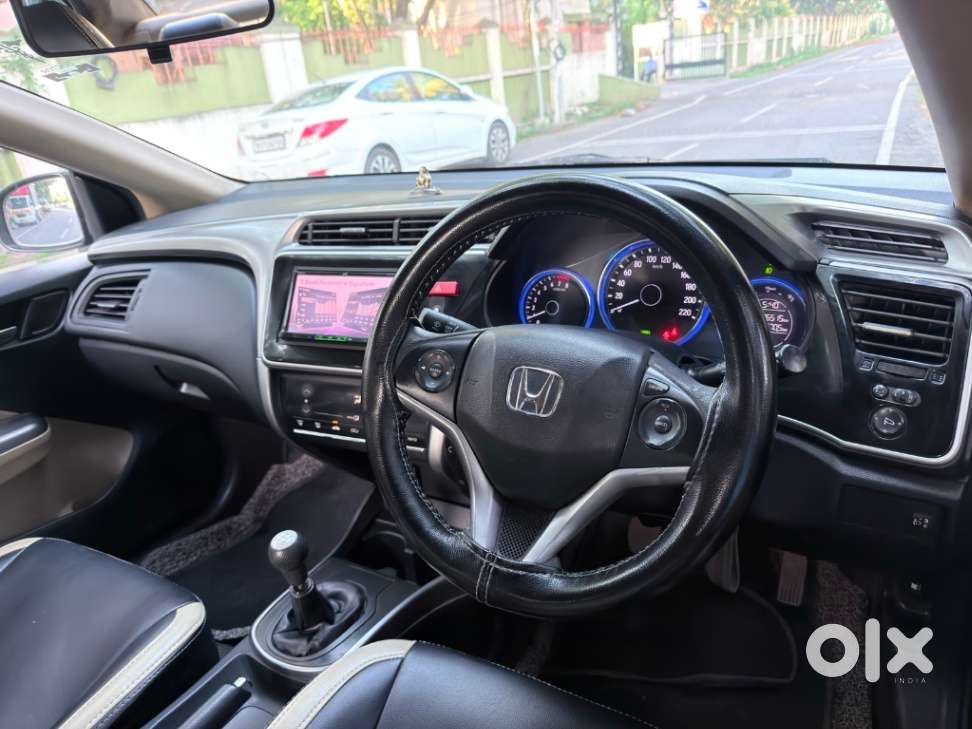 Honda City I-vtec V, 2015, Petrol