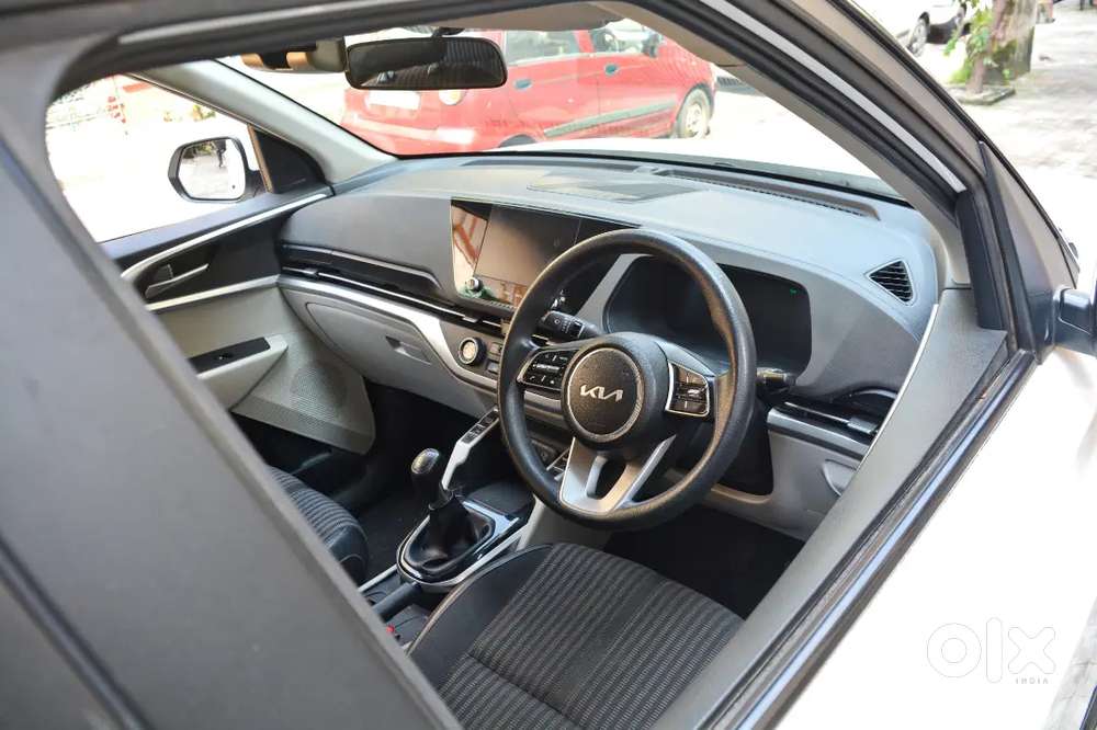 Kia Carens 2022 1.4 Prestige