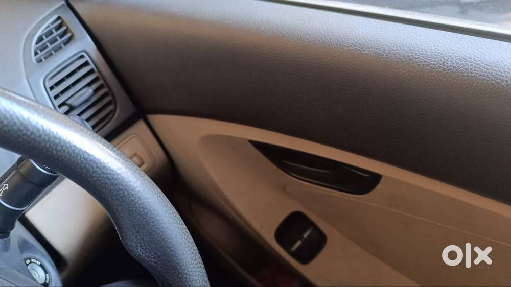 Hyundai Eon 2012 Lpg Well Maintained