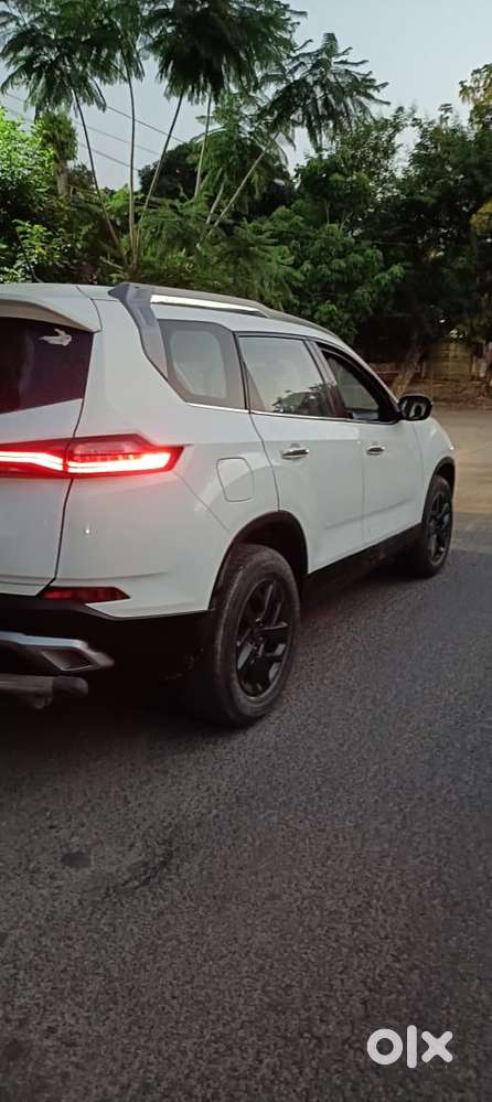 Tata Safari Accomplished X Plus 7 Str Stealth Edition, 2021, Diesel