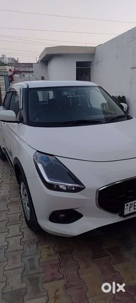 Maruti Suzuki New-gen Swift 2024 Petrol Well Maintained