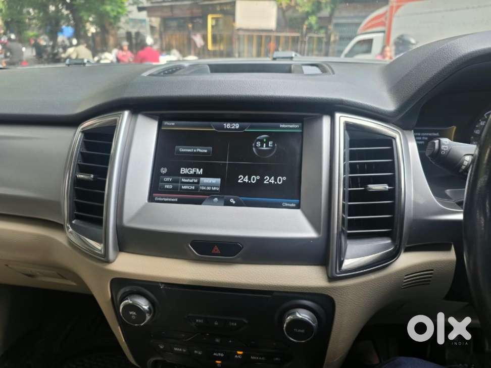 Ford Endeavour 2.2 Titanium At 4x2, 2016, Diesel