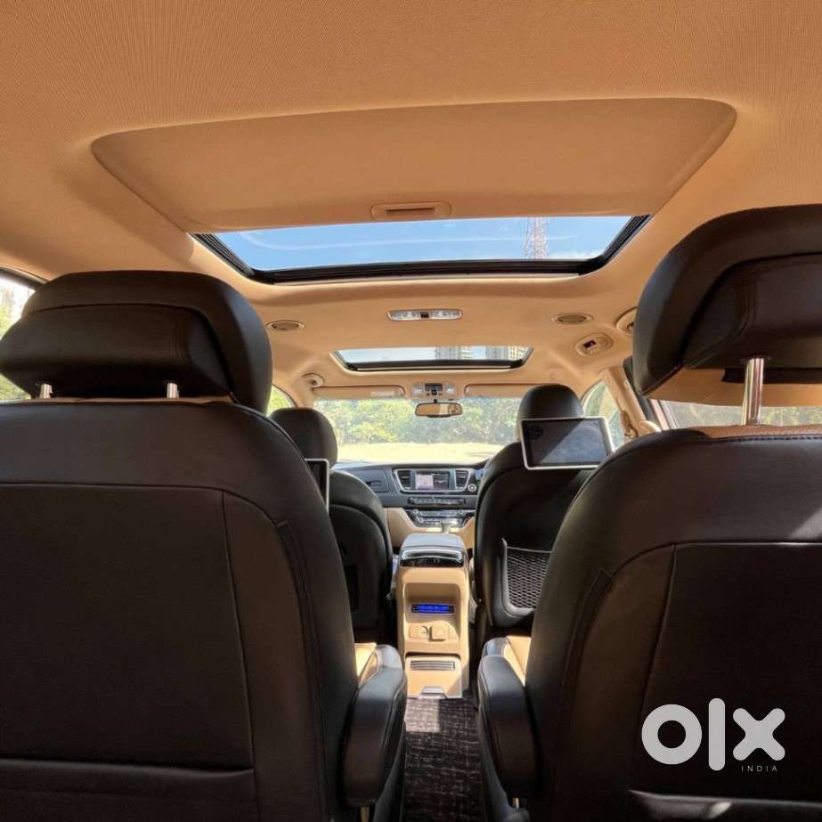 Kia Carnival Limousine, 2021