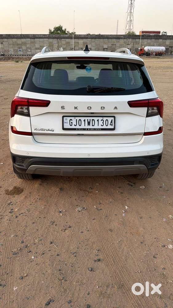 Skoda Superb Petrol 2021