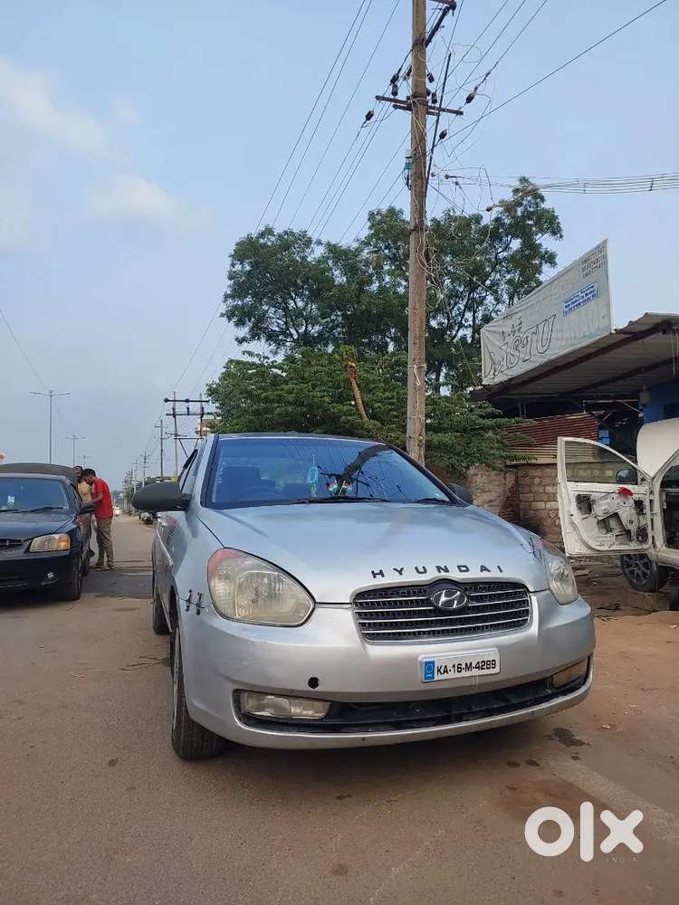 Hyundai Verna 2008 Diesel 180000 Km Driven