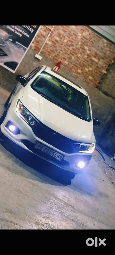 Honda City 2017 Diesel Top Model  Sunroof Automatic Climate Control