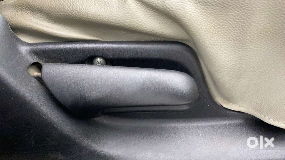 Maruti Suzuki Swift 2011-2014 Vxi, 2013, Petrol