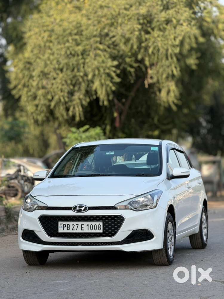 Hyundai New I20 2018 Petrol 40000 Km Driven