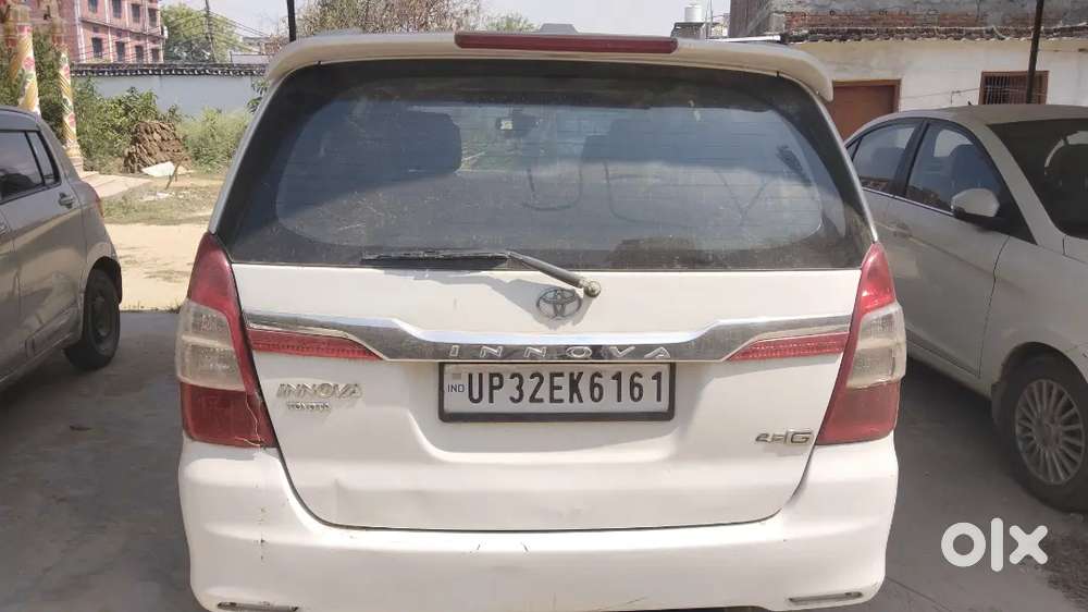 Toyota Innova 2012 Petrol 138000 Km Driven