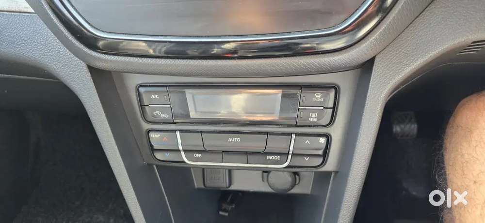 2017 Maruti Vitara Brezza Zdi+ | 1 Owner | No Accident | New Tyres