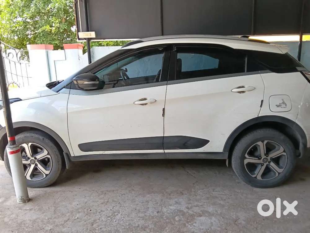 Tata Nexon 2022 Petrol