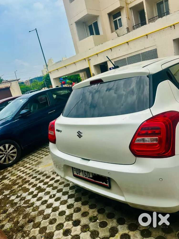 Maruti Suzuki Swift 2023 Petrol Manual 1st Owner