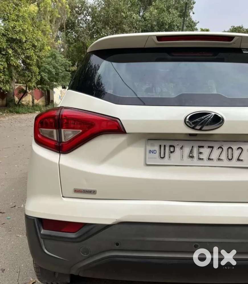 Mahindra Xuv300 1.2 W6 Amt Petrol, 2022, Petrol