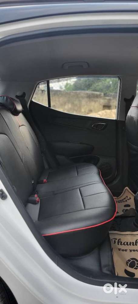 Hyundai Grand I10 Nios Sportz Mt Dual Tone, 2024, Petrol